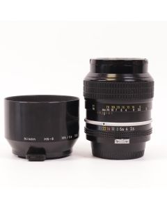 USED Nikon Nikkor 105mm f/2.5 Non-AI W/ Lens Hood