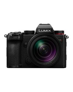 Panasonic Lumix S5D Digital Camera with 28-200mm f4-7.1 Macro OIS Lens