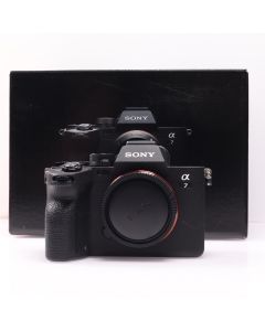 USED Sony Alpha A7 IV Full Frame Digital Camera Body 